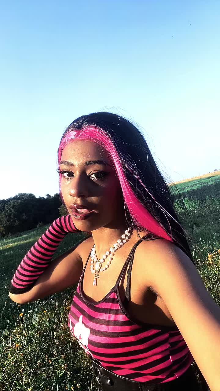 @Lovaaaa