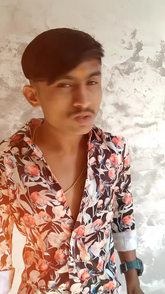 @BADBOI👅_《YASH》