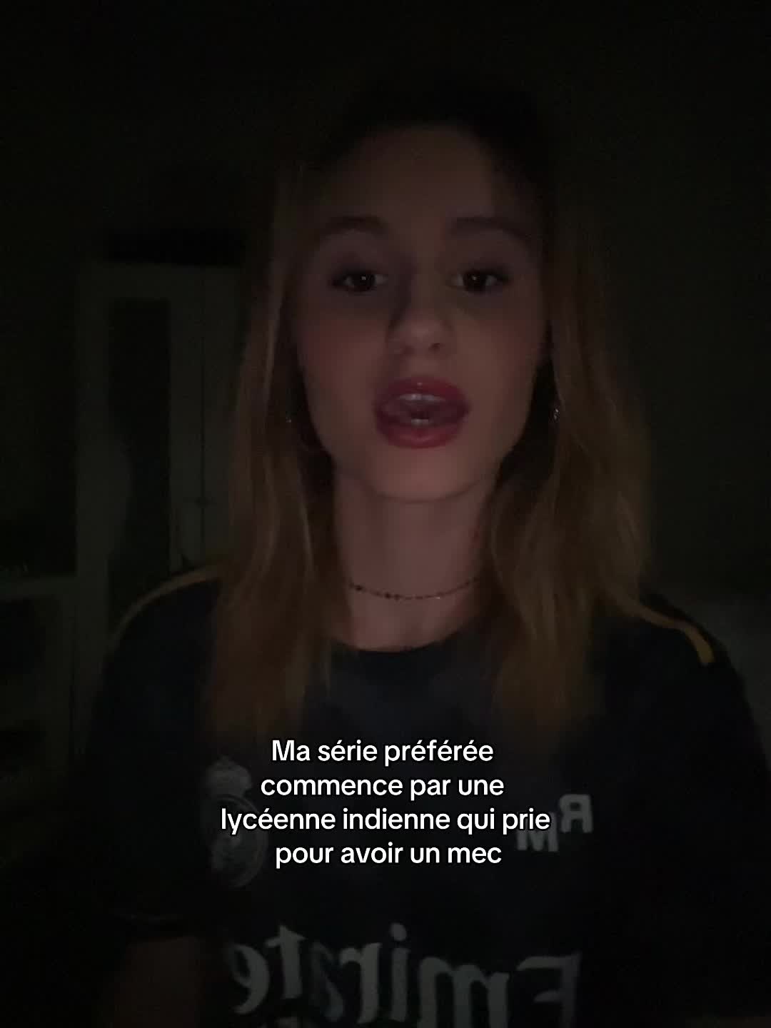@๐๐จ๐ฅ๐๐ฅ