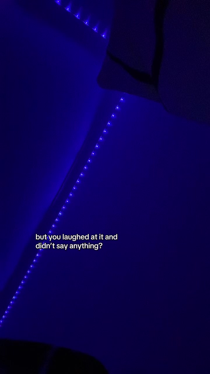 @ꨄ.