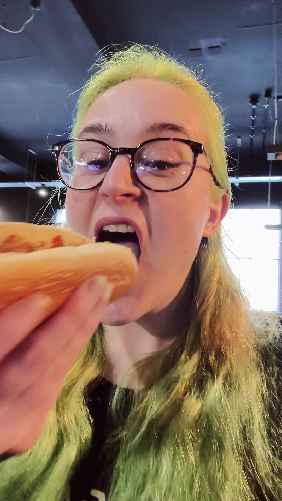 @Official_Elizabeth