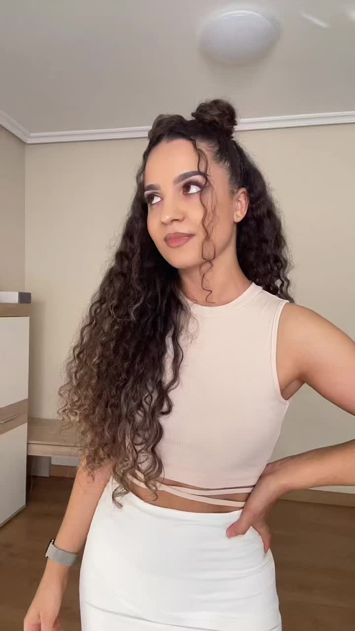 @Larisa Adriana