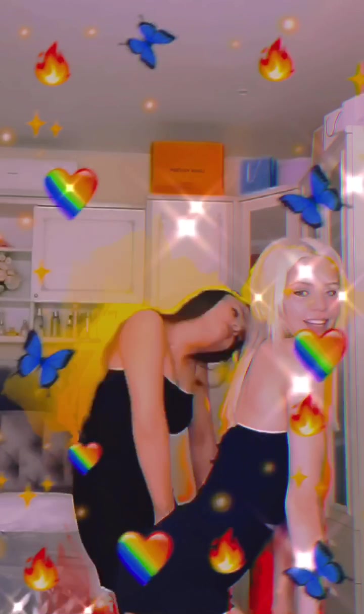 @&bull;Валя и Юля🦋