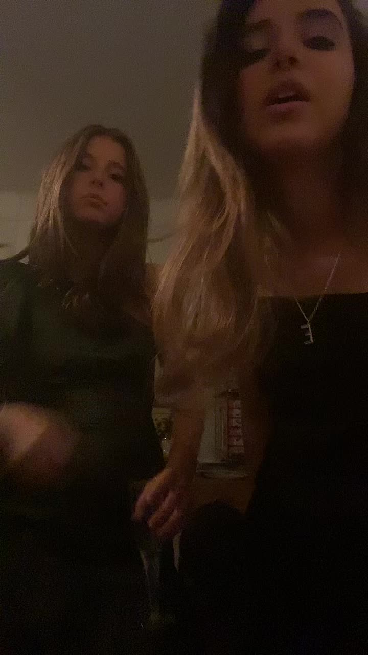 @Elise