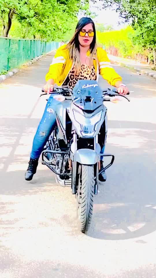 @👑Zoya Ali khan 👑
