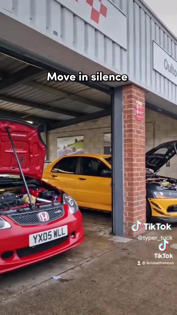 @Iknowthatevo