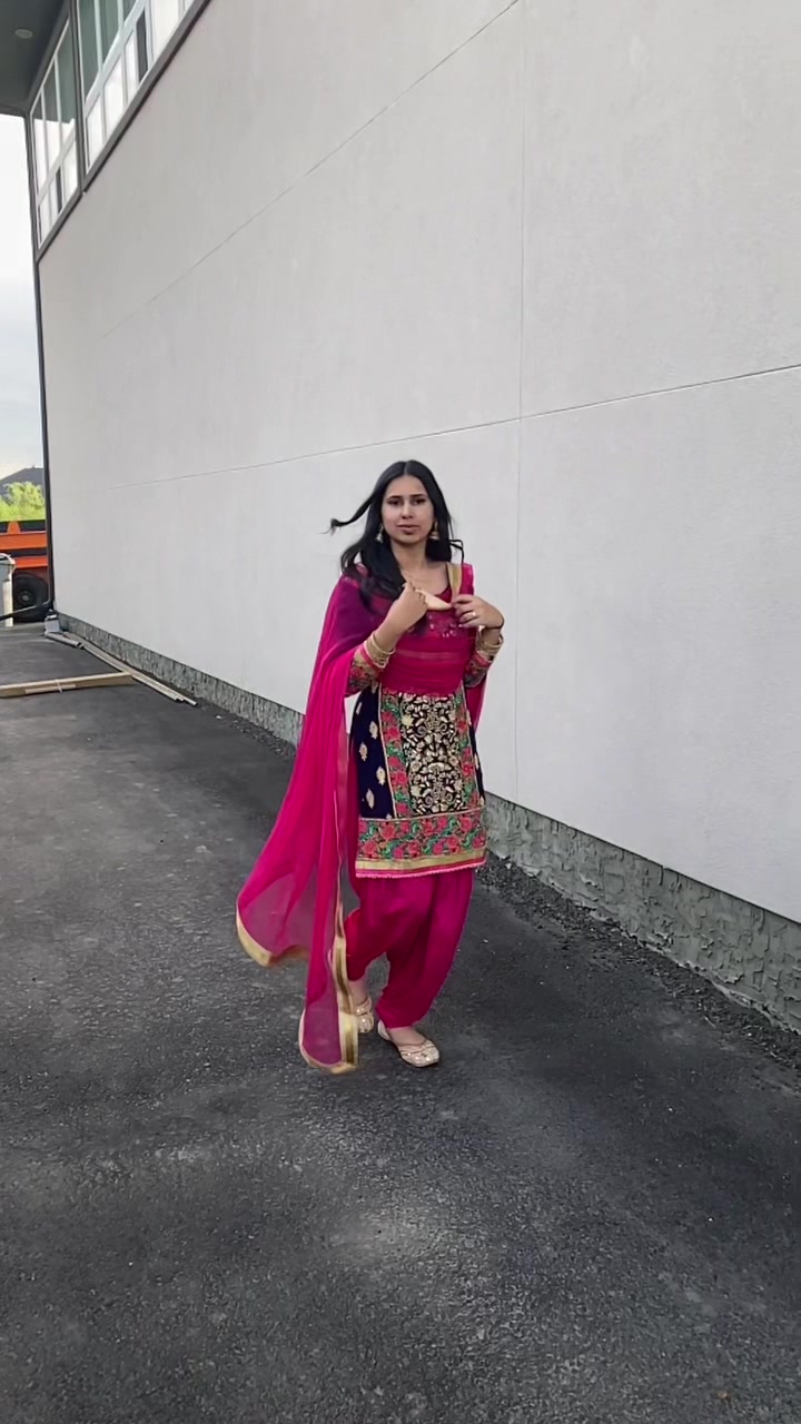 @ਰੀਆ 🌹