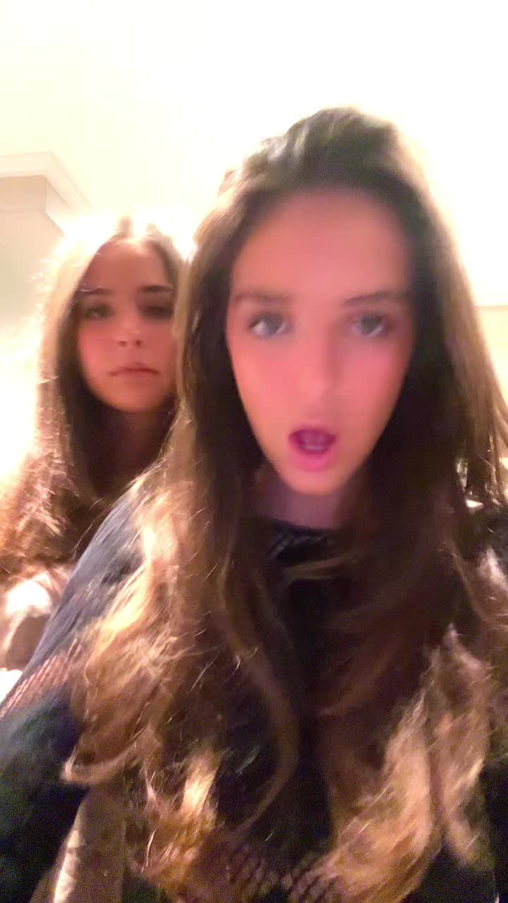 @Elise