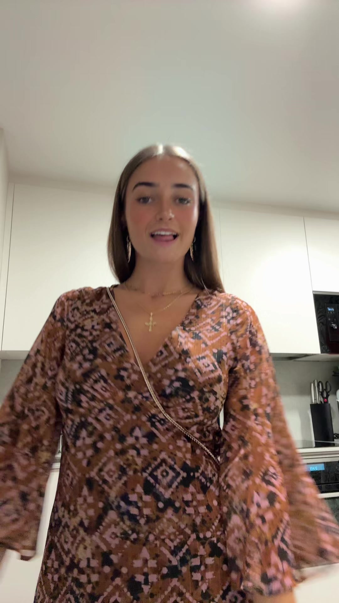 @lucialagoo
