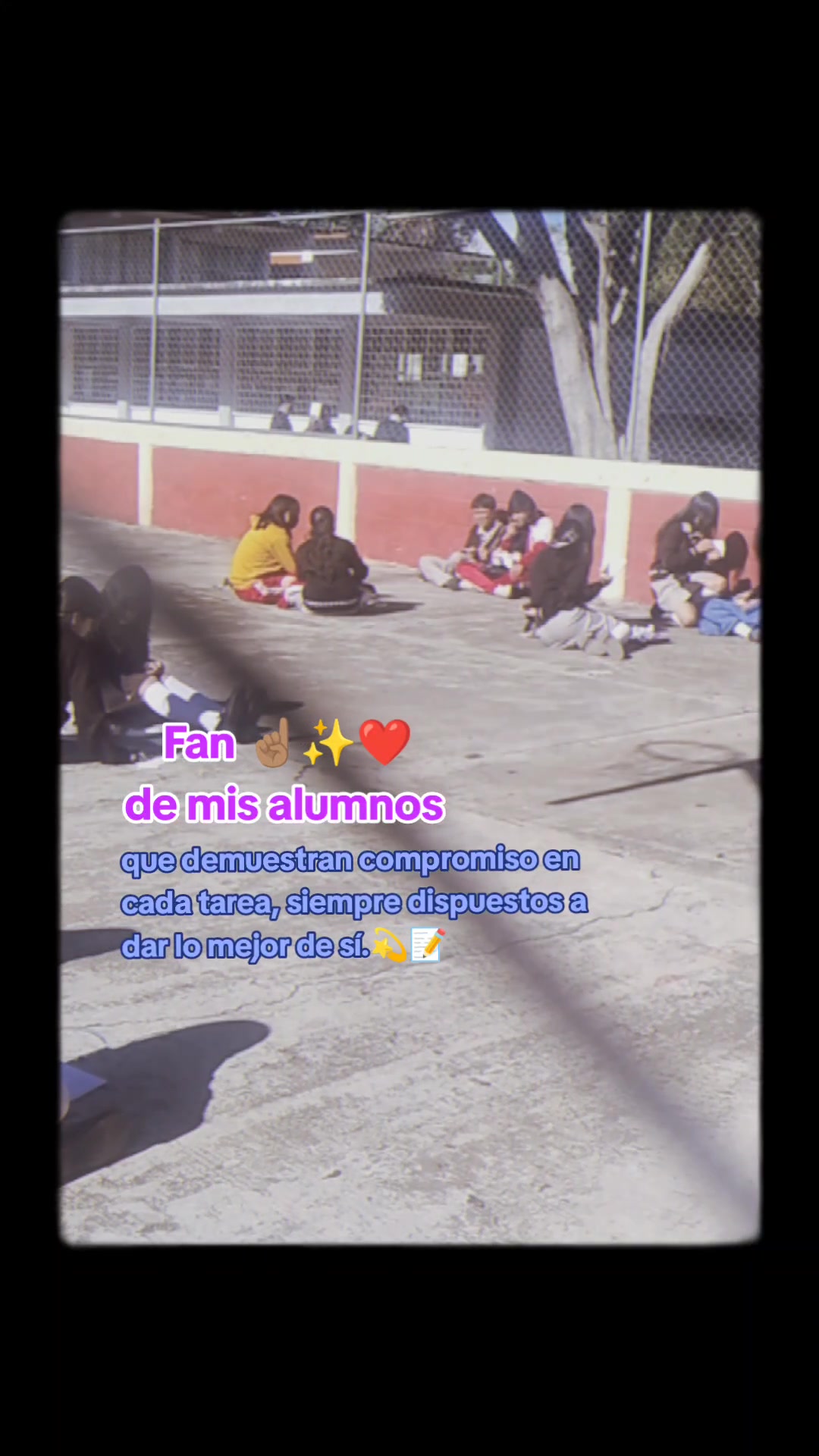 @Miss Moni 📚