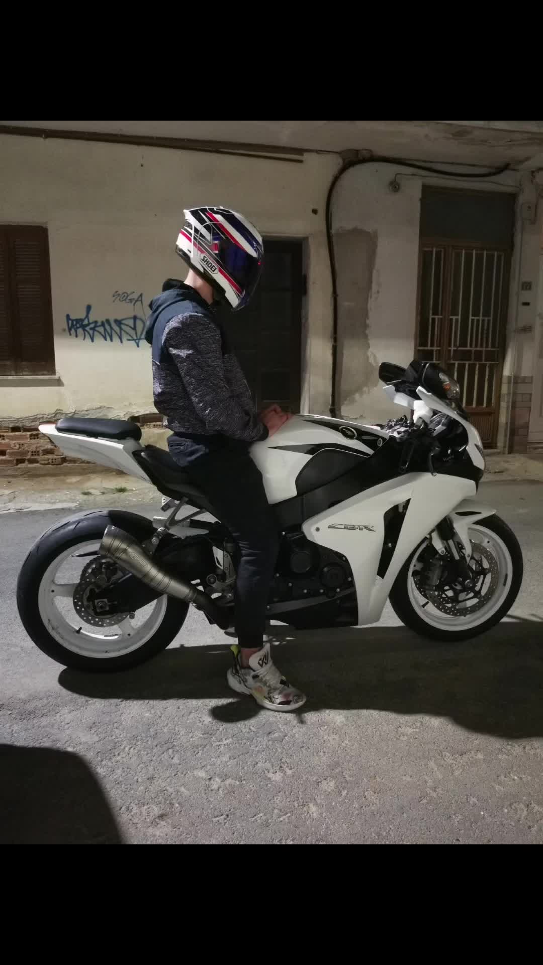 @Kostas Mpakos