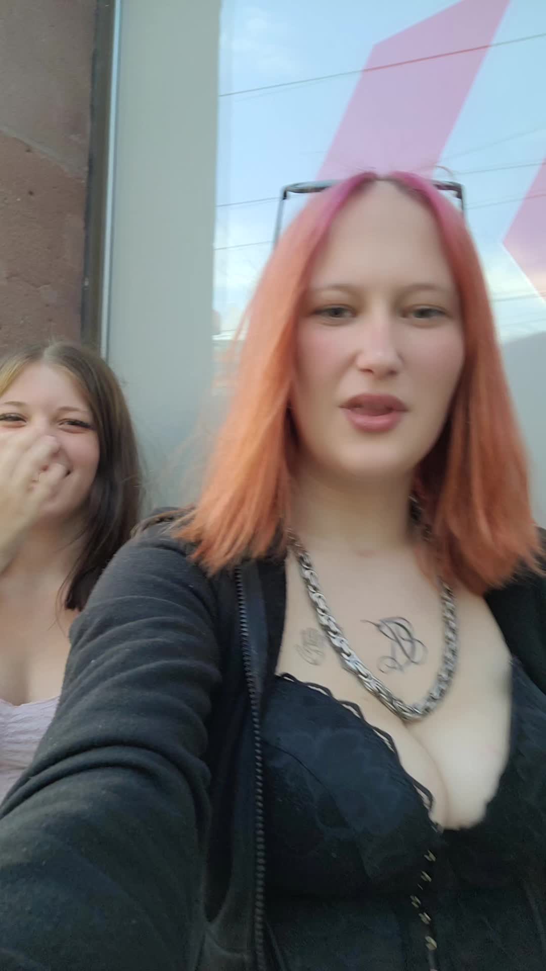 @𝖐𝖆𝖒𝖕𝖋𝖟𝖜𝖊𝖗𝖌.18