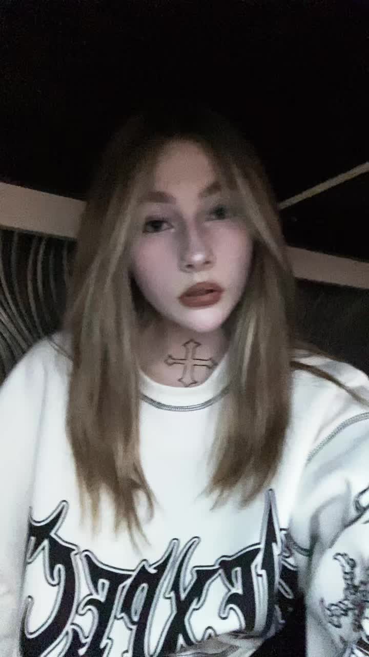 @ASYXX