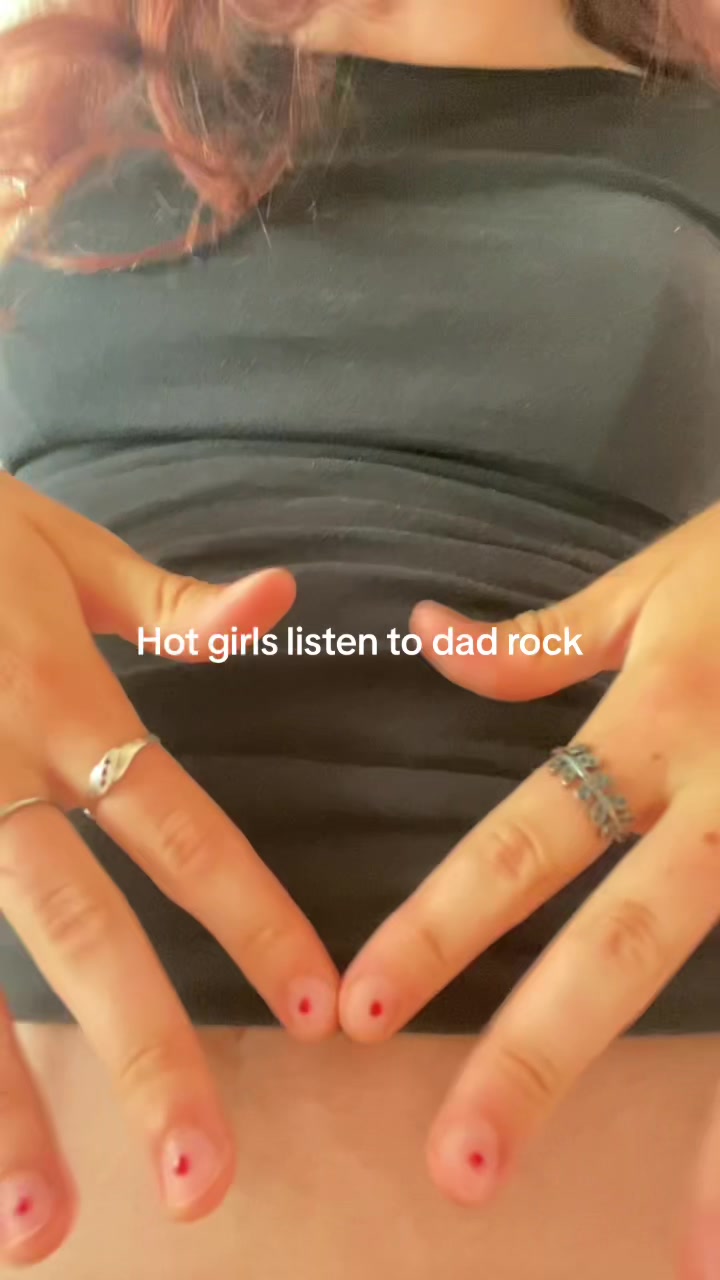 @Ema🦦