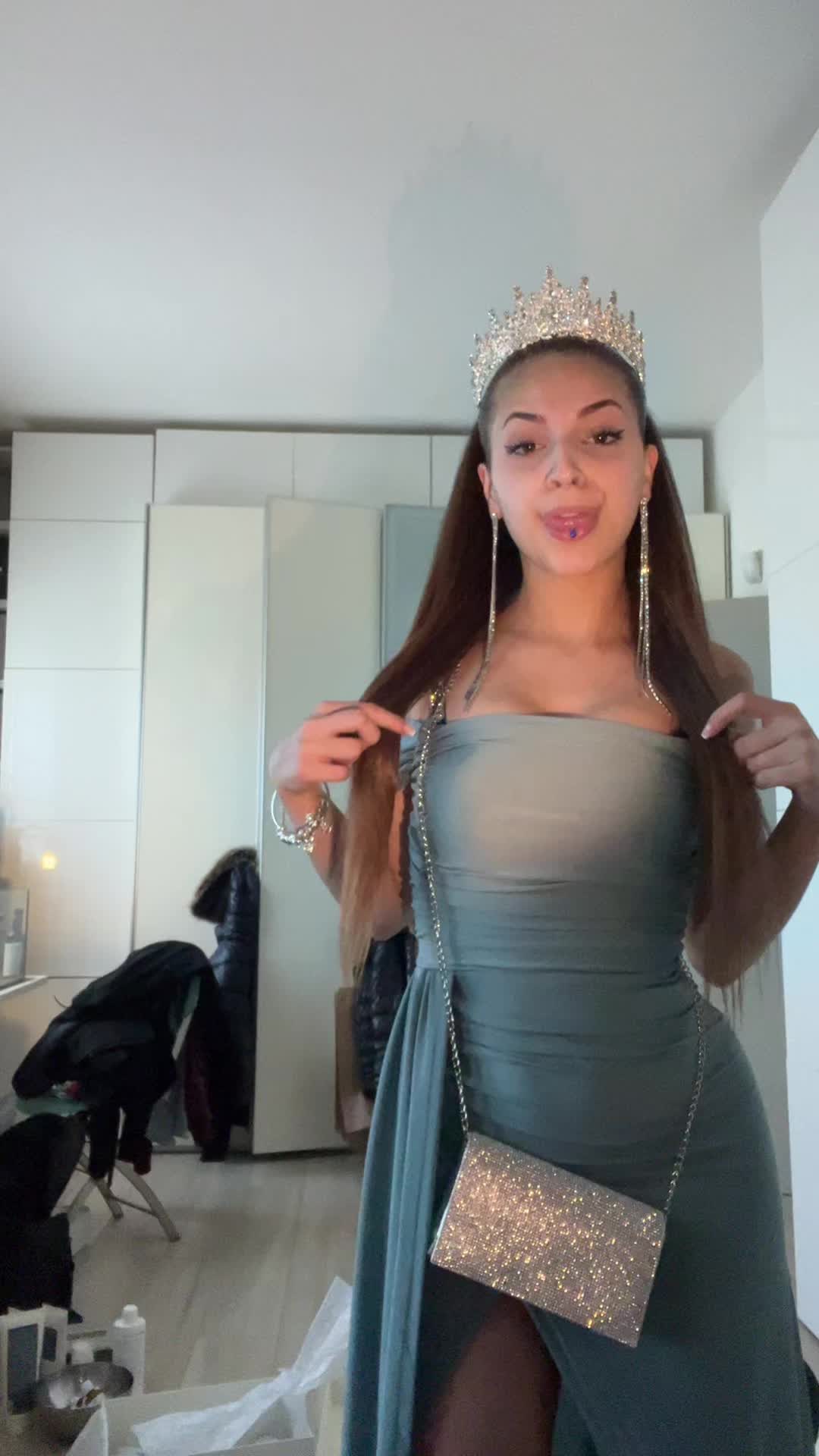 @𝓐𝓵𝓲𝓬𝓮🖤