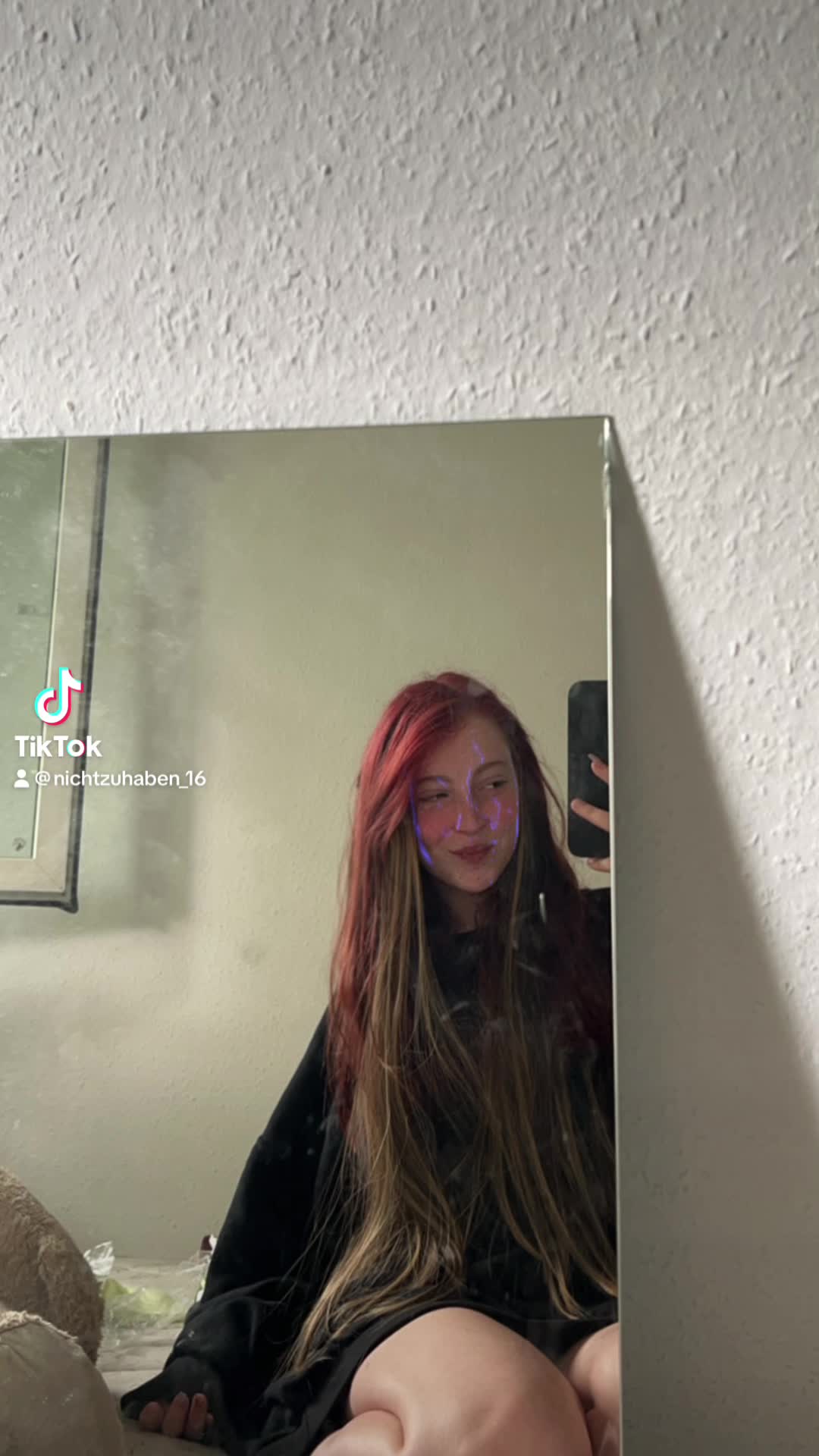 @888