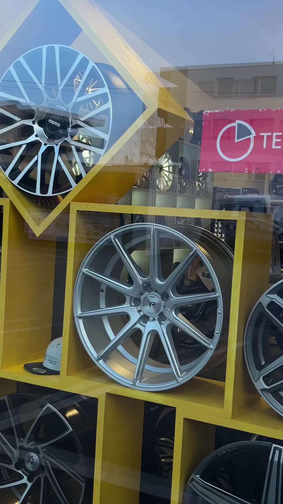 @Toscar
