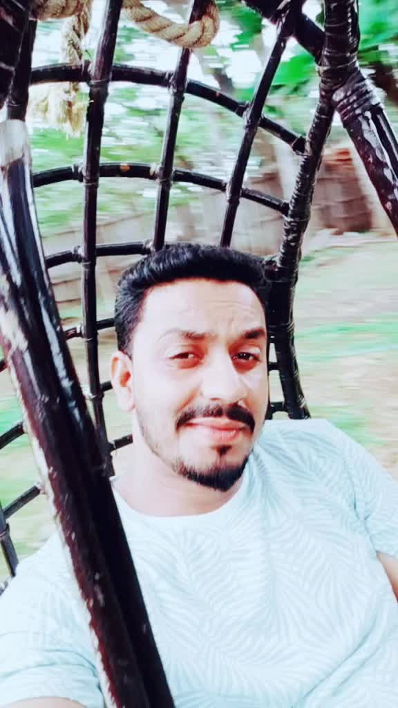 @NawaZ🎸^_________^🎸