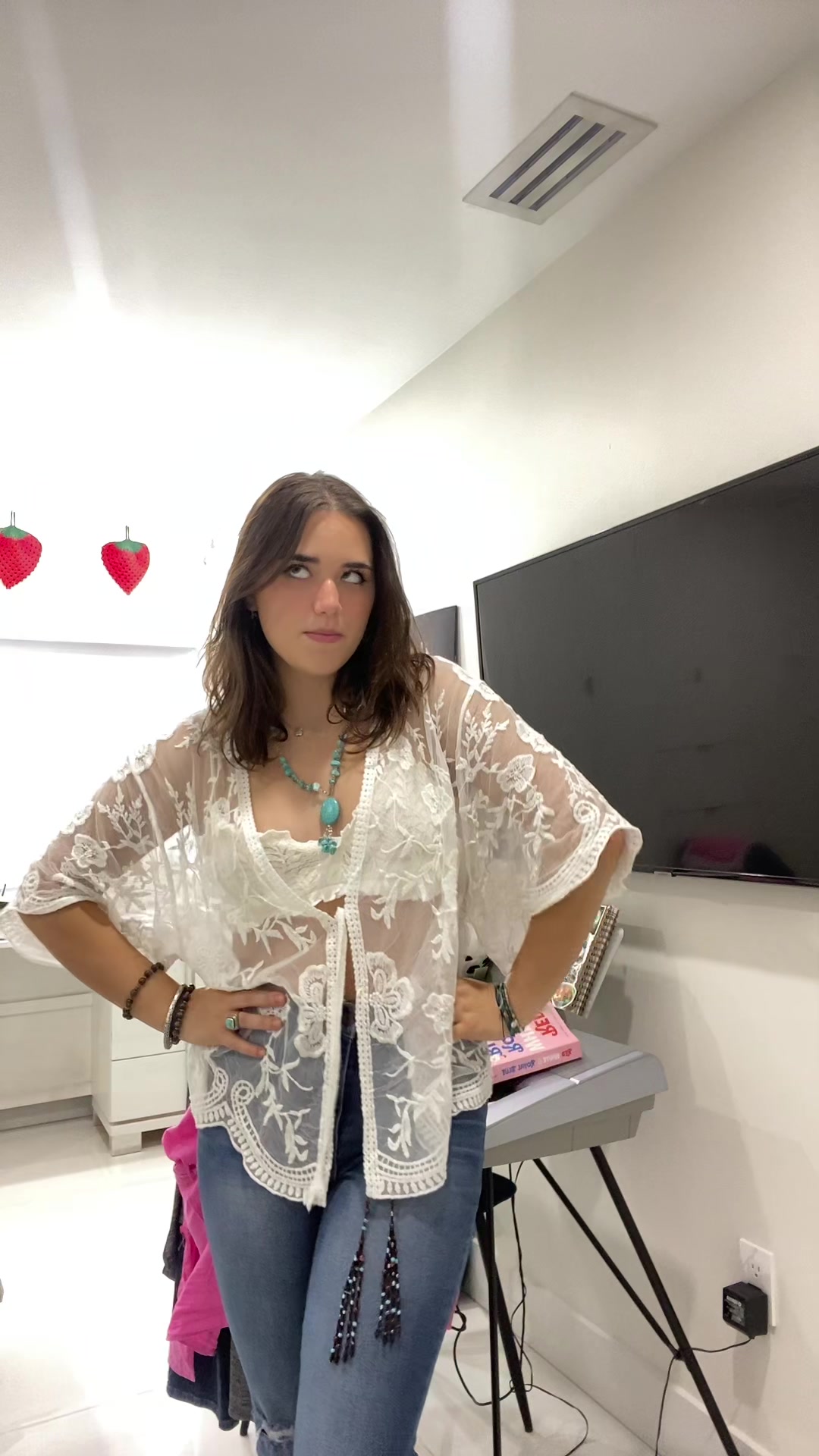 @Ana