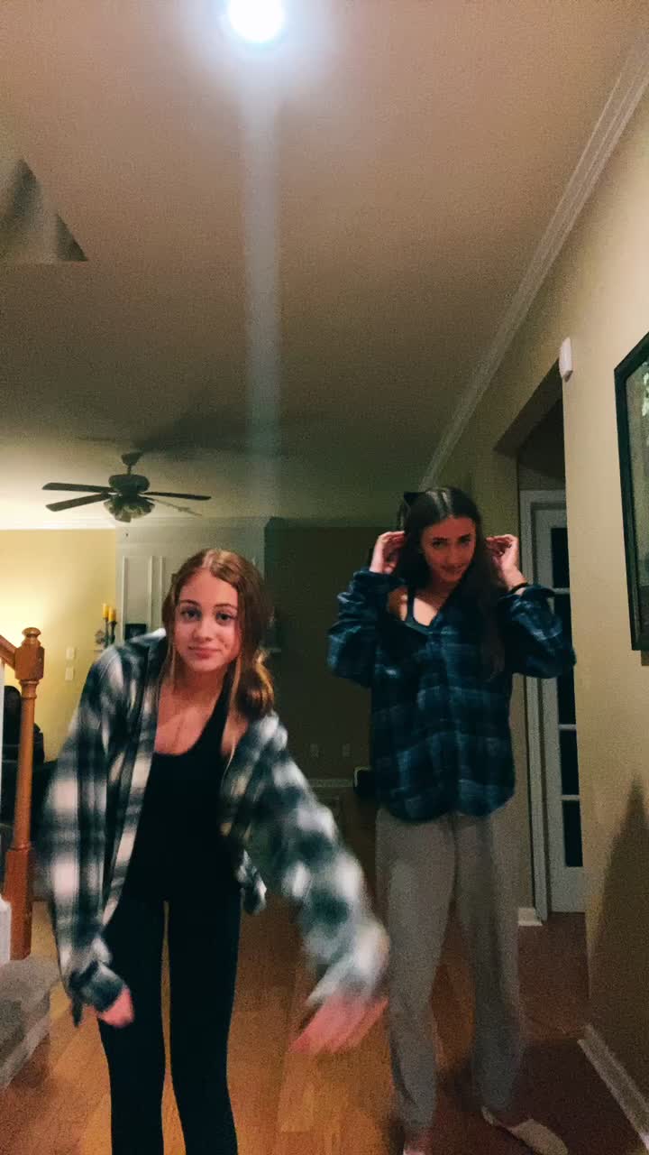 @lily