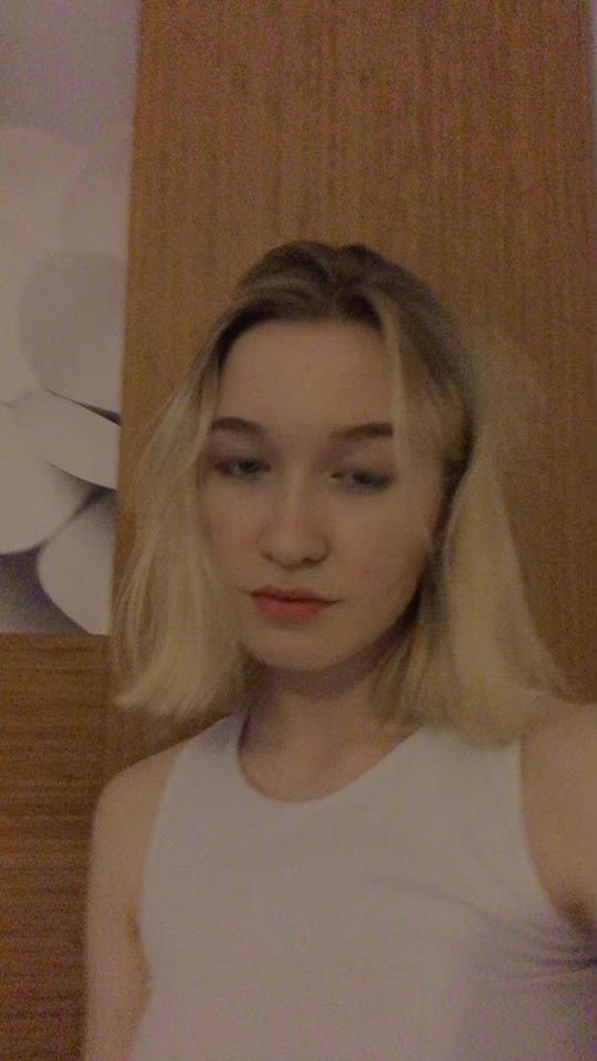 @akv9rr