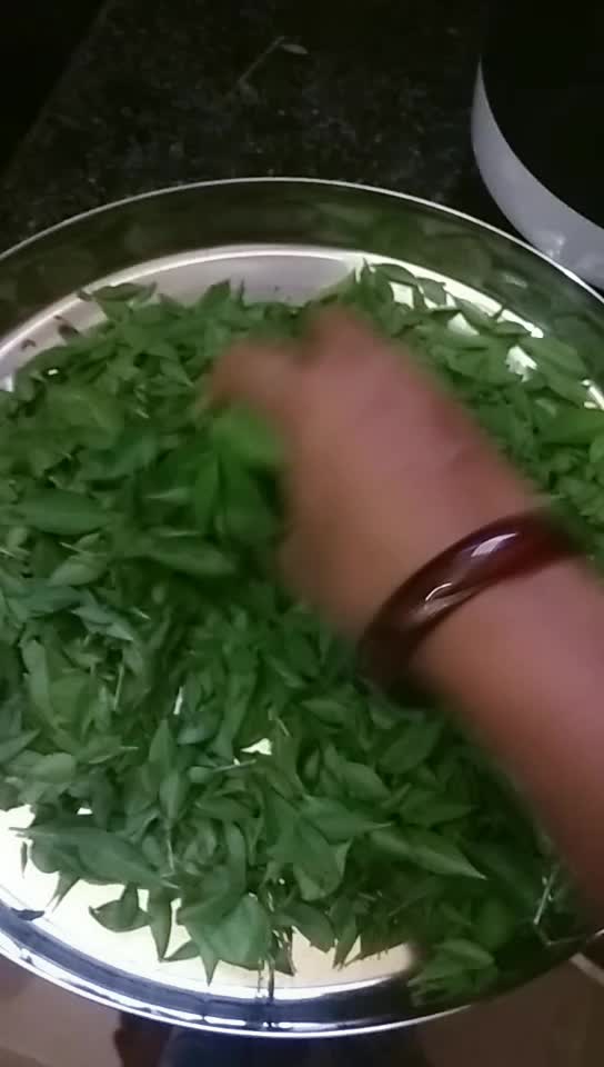 @sruthi....💐