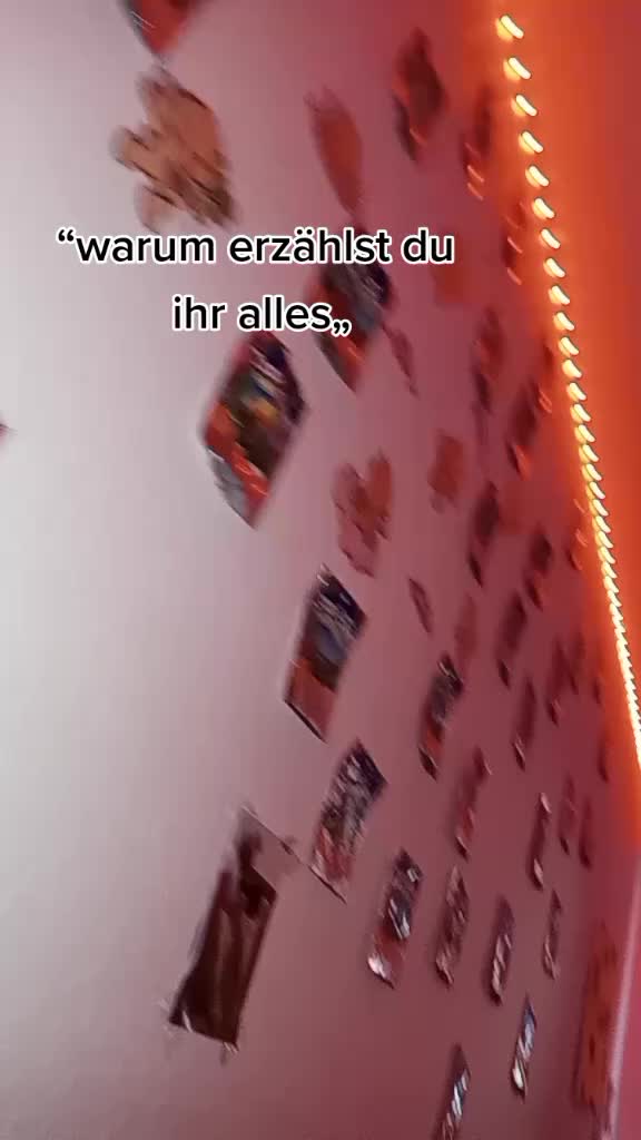 @(: <3