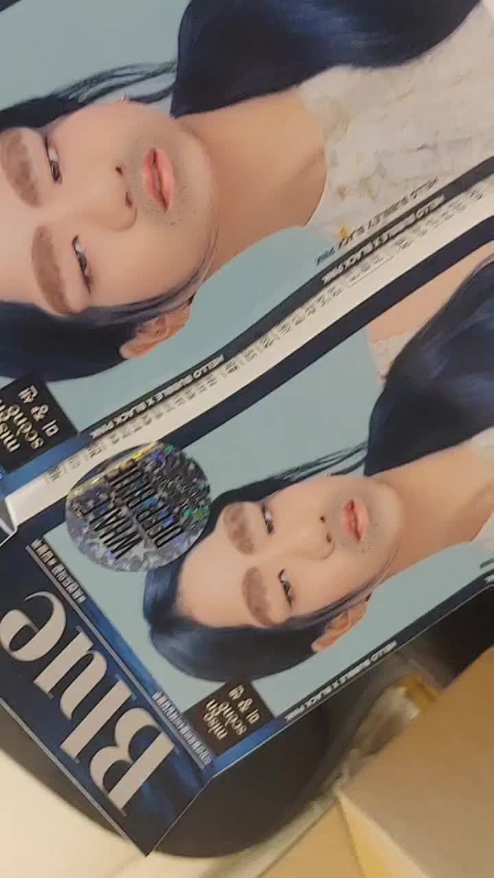 @><