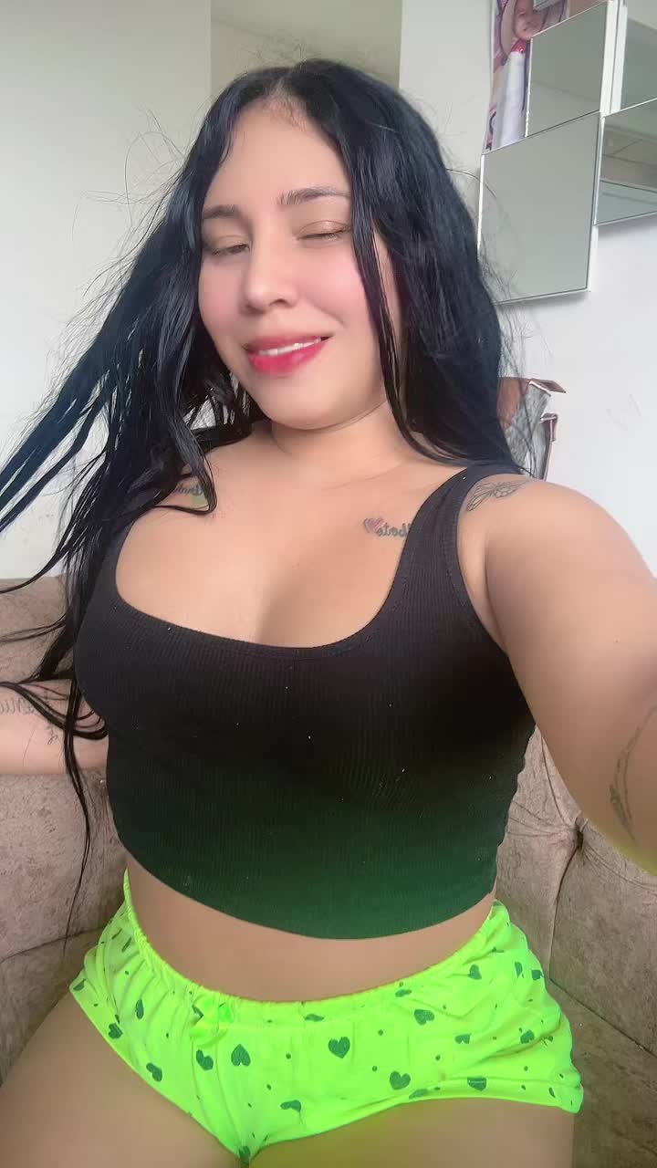 @Mariiee 🤑😍