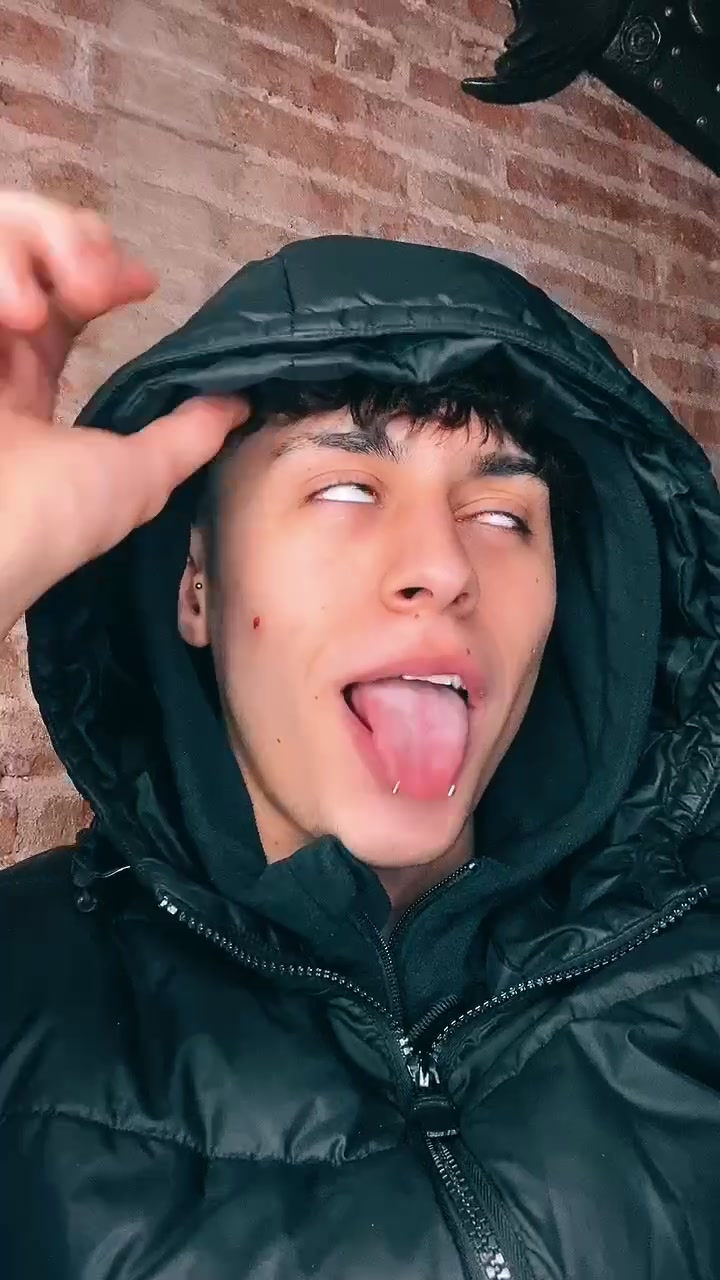 @costicosti00