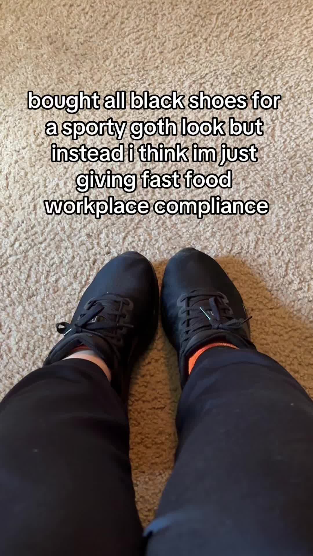 @👻