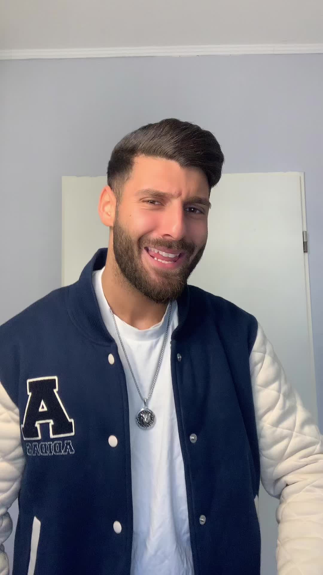 @Ali Hammoud🇱🇧🇩🇪
