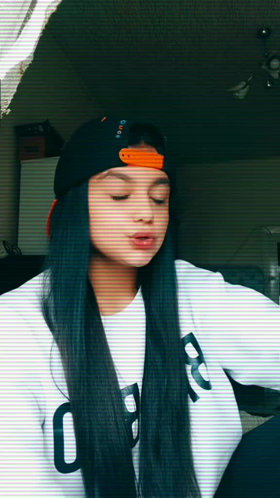 @Nur 🕊️