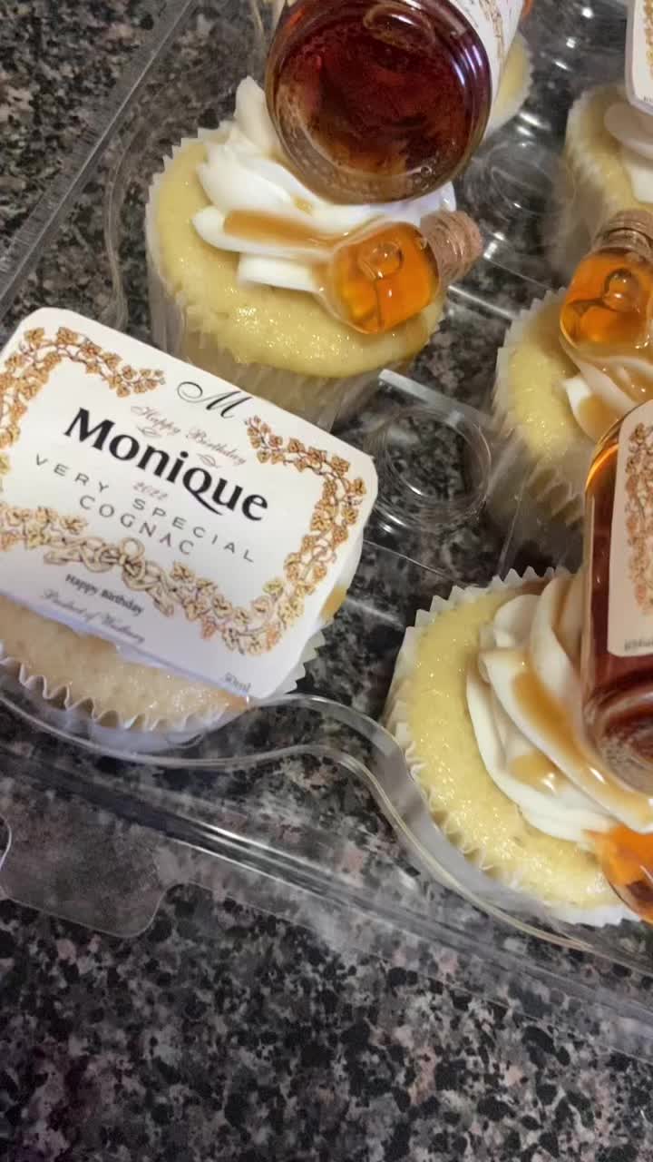 @TiManiCupcakes