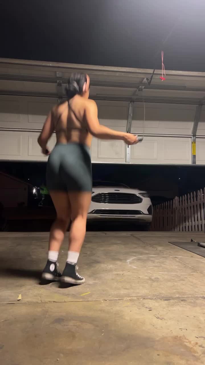 @RubyV_