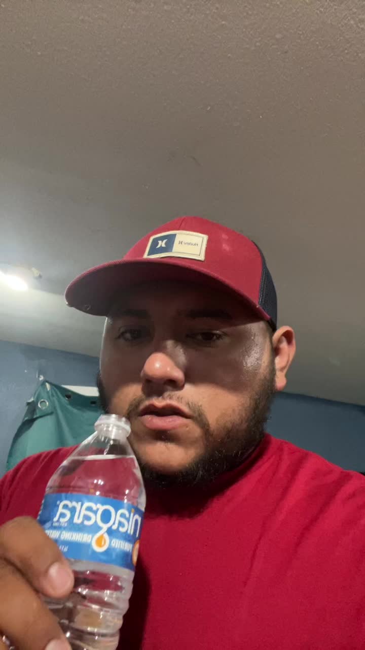 @Oscarpe&ntilde;a