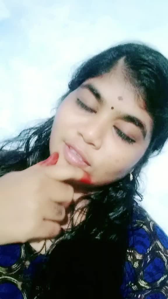 @பச்சை கிளி