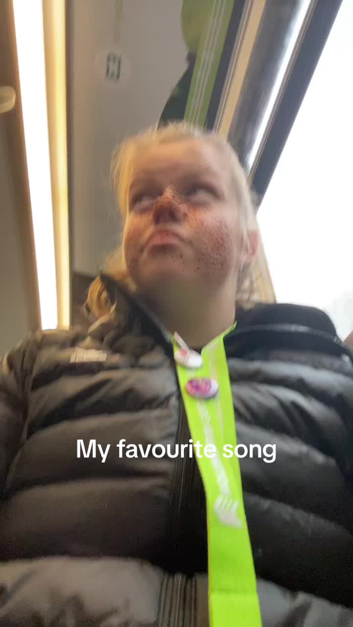 @ellie🤍🤍