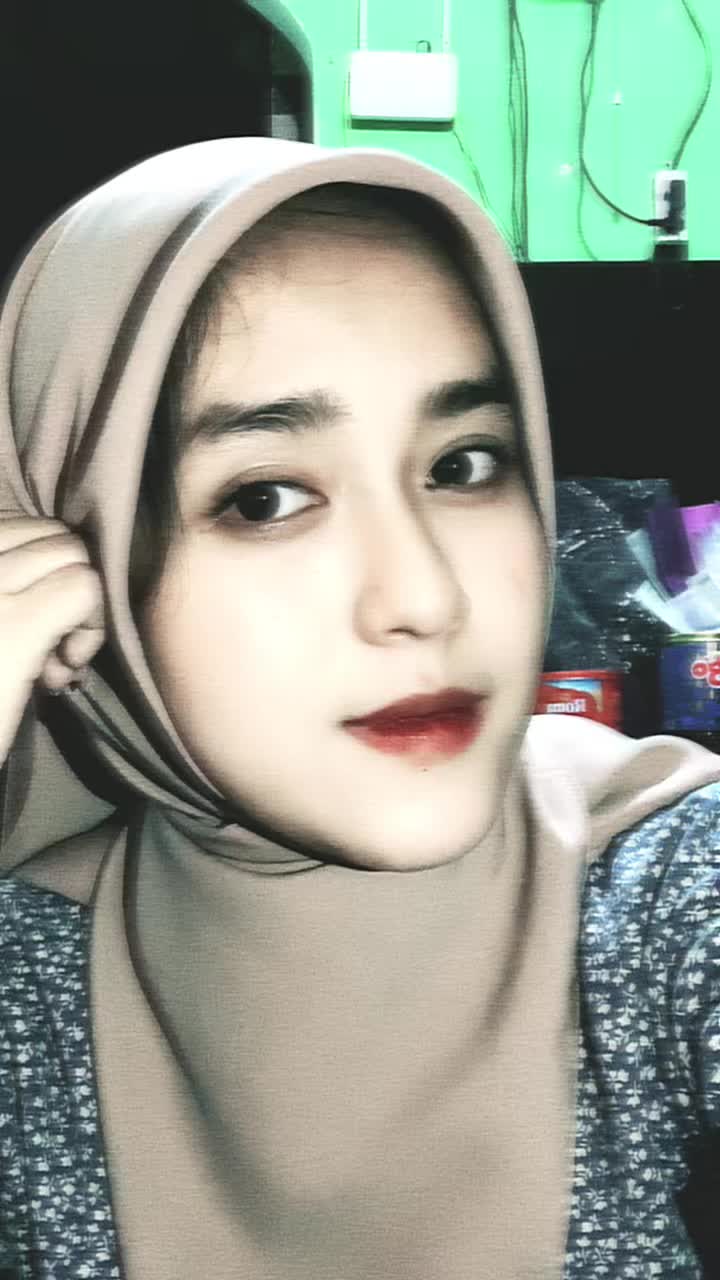 @Nella Adelia