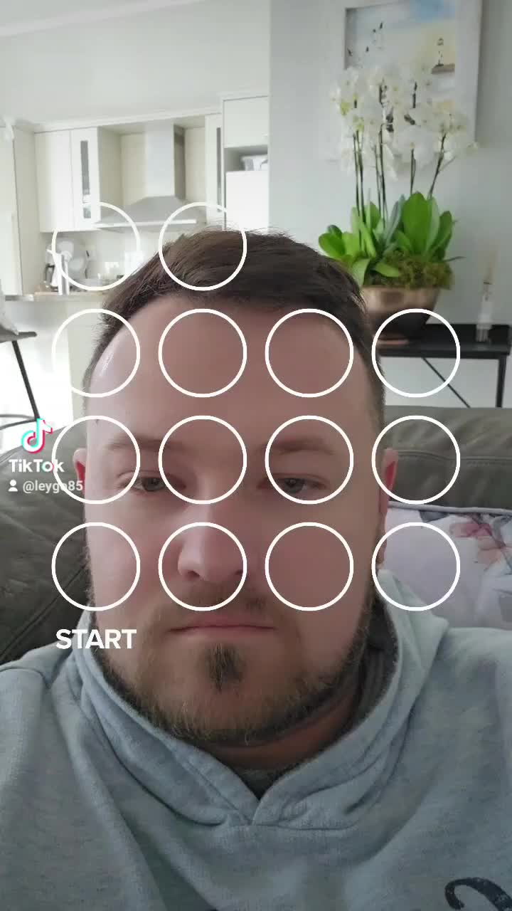 @Leygo85