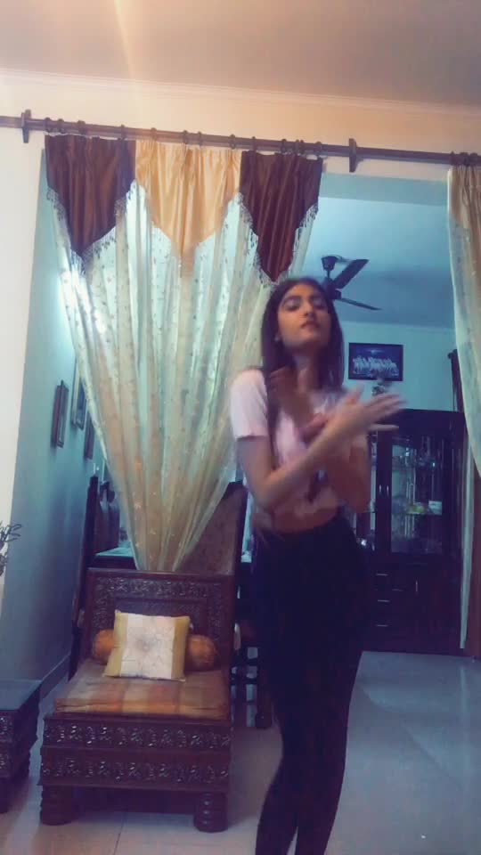 @Rainy Kapoor