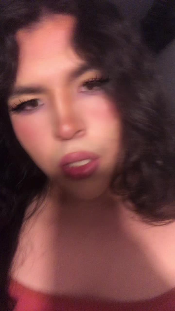 @Bèłłá