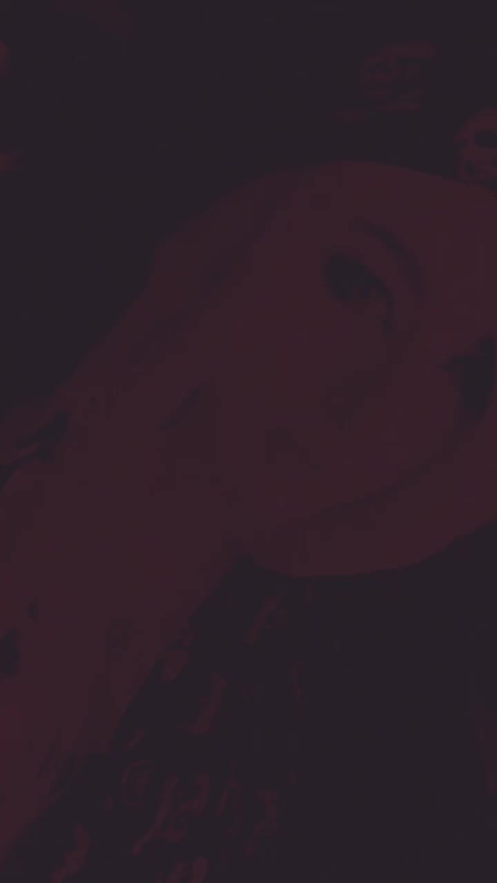 @glitched