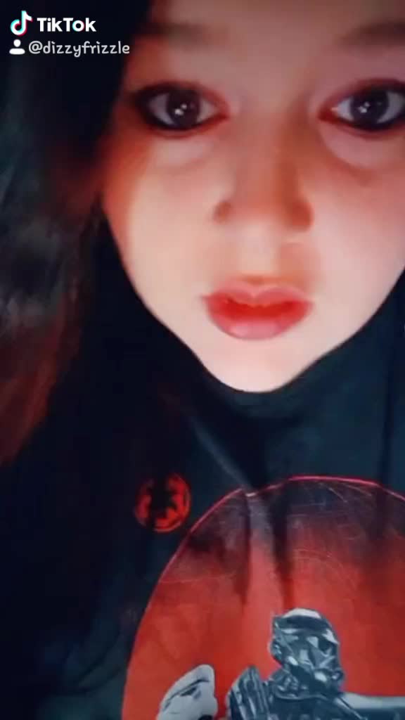 @DizzyFrizzle