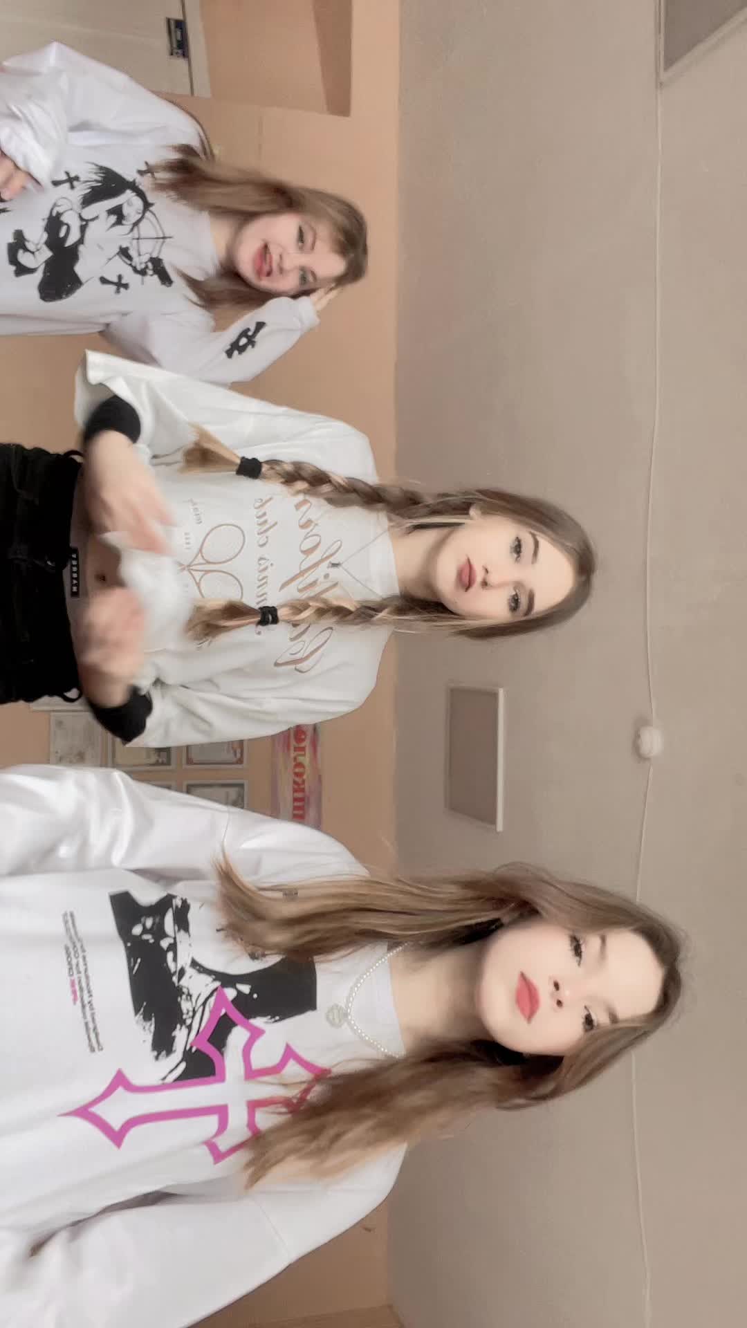 @★