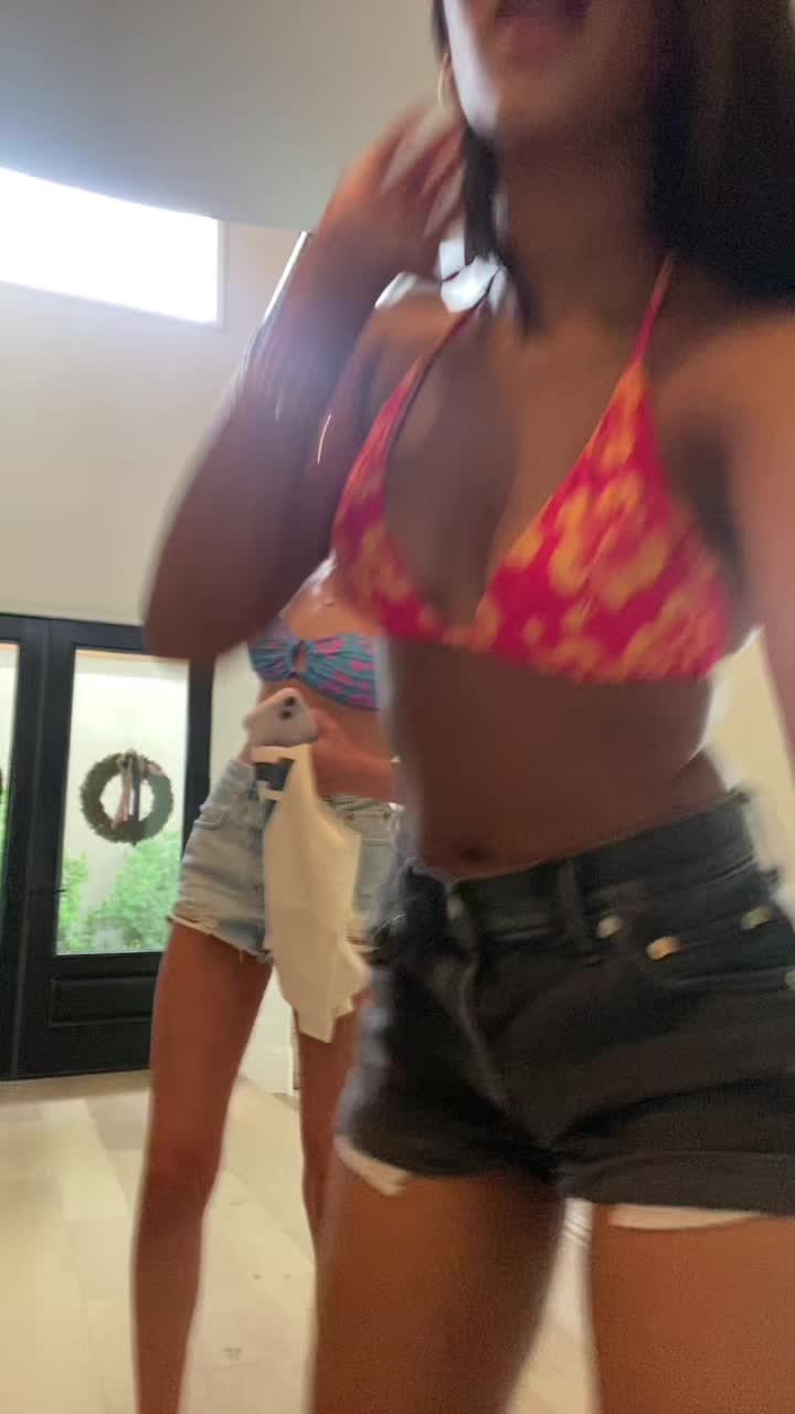 @sheez_wix