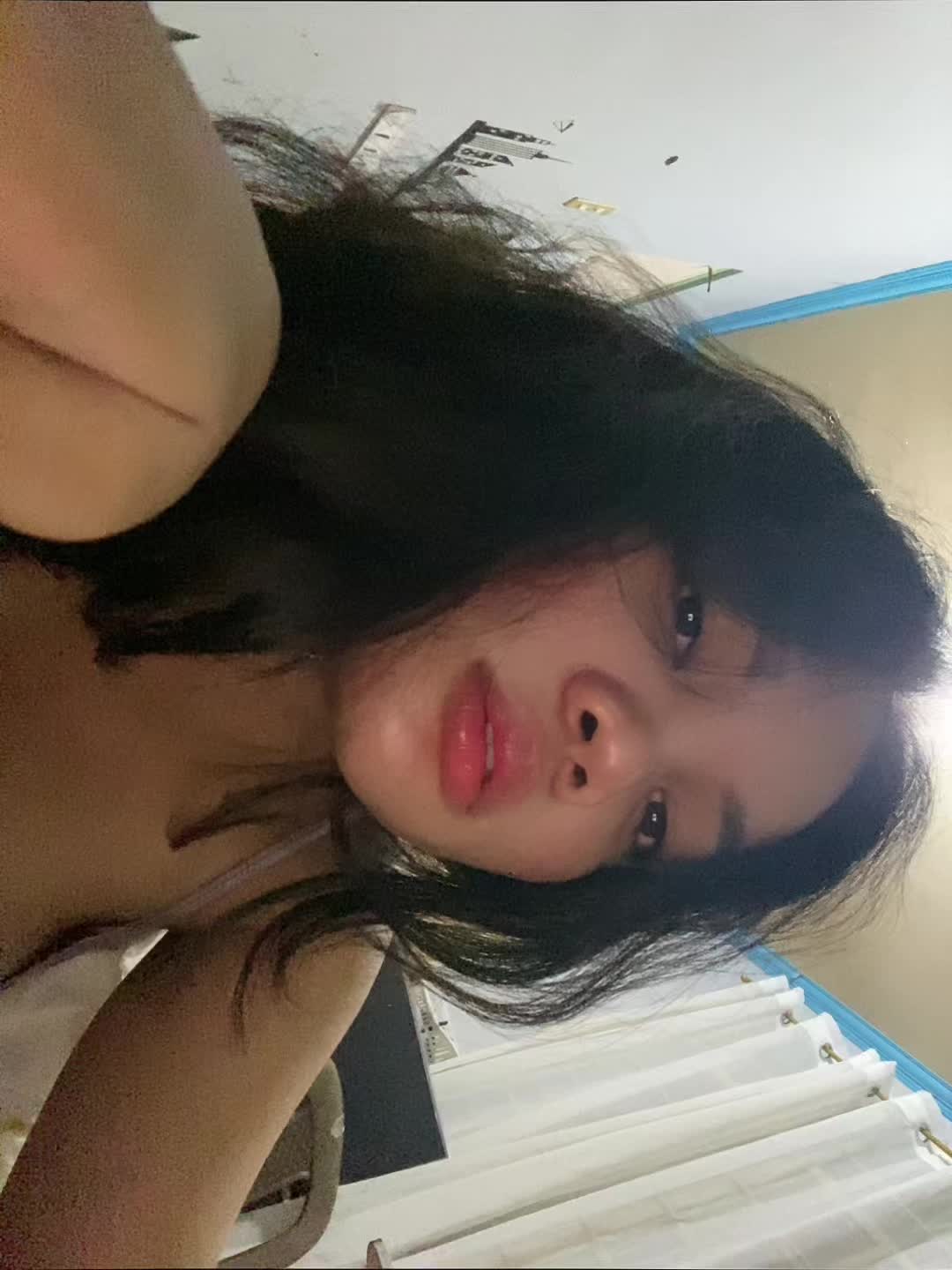 @strawb__ari