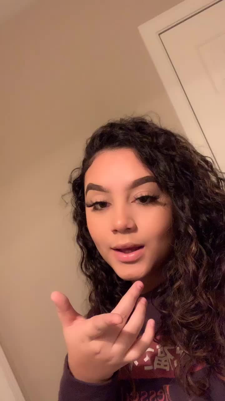 @Sarah Llaverias💸