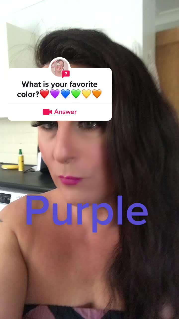 @saskiabright