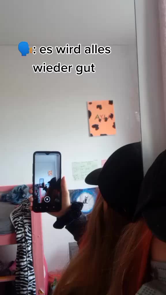 @(: <3